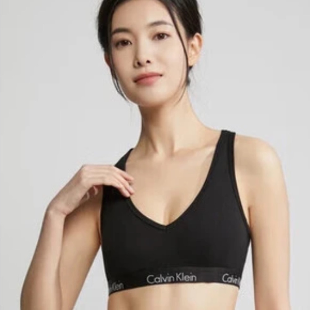 Calvin Klein black Racerback cotton vneck Sports Bra - Picture 2 of 8